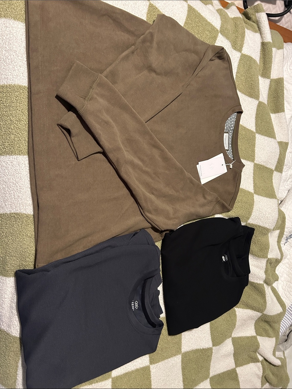 Denim & Flower & Leg3nd Outdoor Men's Sweatshirt Trio - Brown, Black, Gray